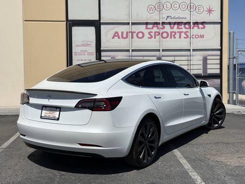 Used 2018 Tesla Model 3 Long Range RWD image 6