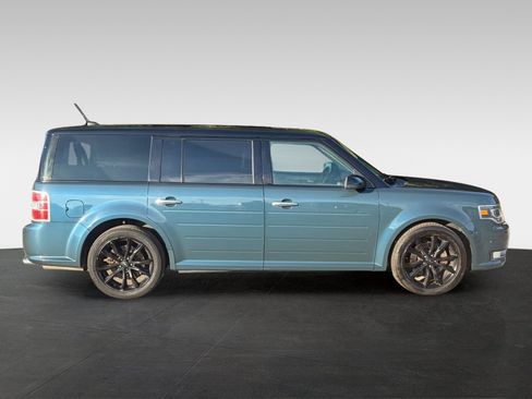 Used 2016 Ford Flex Limited w/ Equipment Group 301A FWD image 5