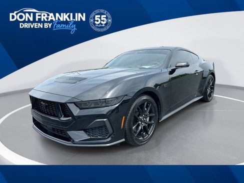 Used 2025 Ford Mustang GT RWD image 1