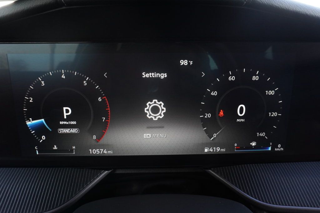 Certified 2025 Nissan Murano SV FWD image 20