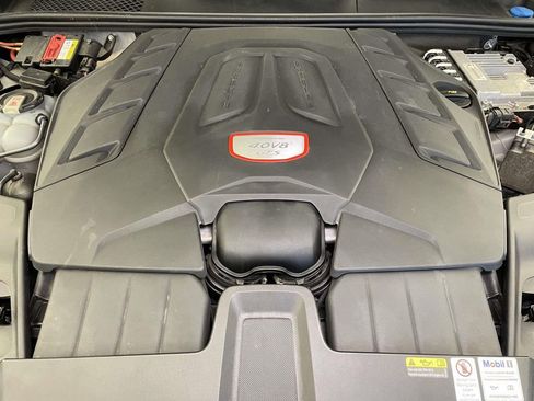 Used 2021 Porsche Cayenne GTS image 24