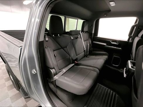 Used 2024 Chevrolet Silverado 3500 LT w/ Convenience Package image 22