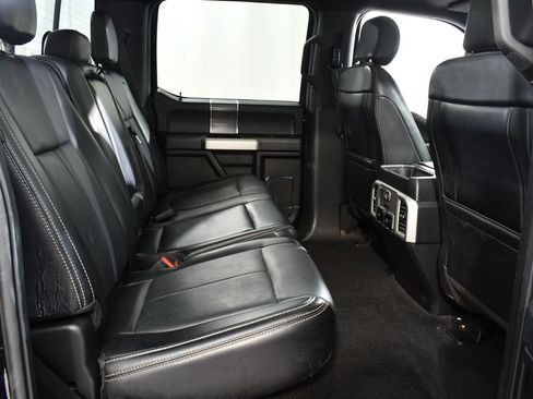 Used 2018 Ford F150 Lariat w/ Equipment Group 502A Luxury AWD/4WD image 19