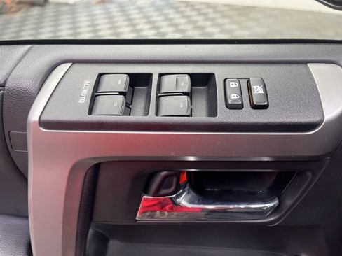 Used 2024 Toyota 4Runner SR5 image 29