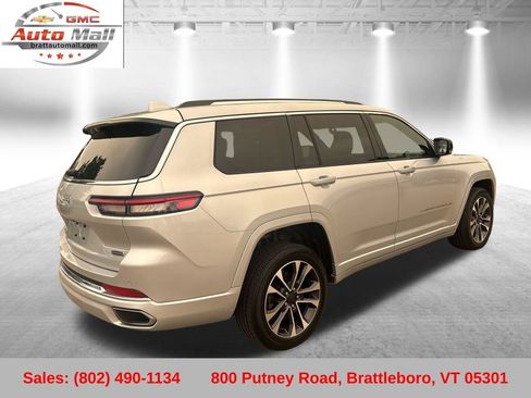 Used 2021 Jeep Grand Cherokee L Overland w/ Luxury Tech Group IV AWD/4WD image 6