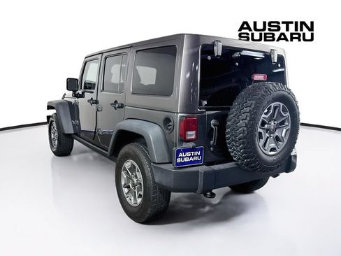 Used 2017 Jeep Wrangler Unlimited Rubicon w/ Connectivity Group AWD/4WD image 5