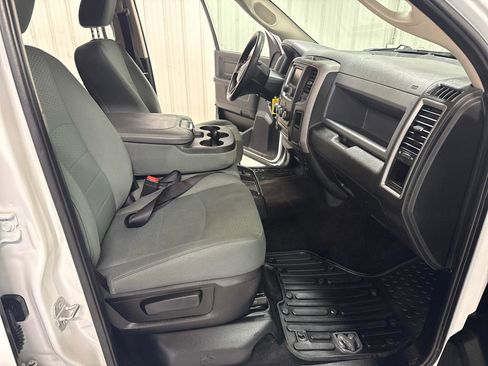 Used 2015 RAM 1500 Express AWD/4WD image 12