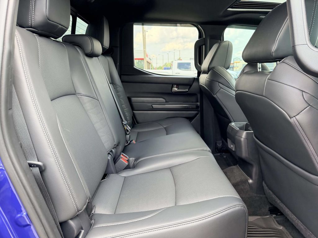 Certified 2025 Toyota Tacoma TRD Off-Road w/ TRD Off Road Premium Package AWD/4WD image 14