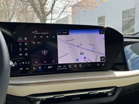 Certified 2025 Audi Q5 Premium Plus w/ Premium Plus image 23