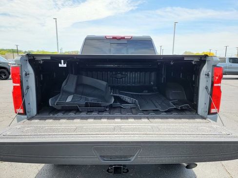 Certified 2025 Chevrolet Silverado 2500 ZR2 w/ Technology Package AWD/4WD image 36
