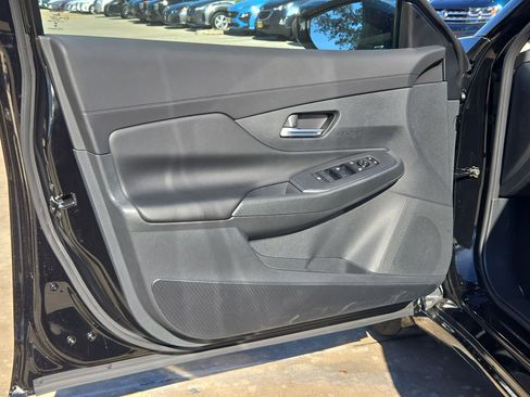 New 2026 Nissan Sentra SV FWD image 11