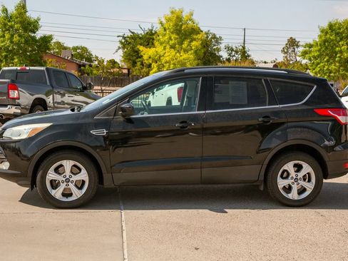 Used 2016 Ford Escape SE w/ Equipment Group 201A AWD/4WD image 8