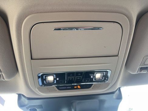 Used 2023 Lincoln Corsair AWD w/ Equipment Group 101A image 39