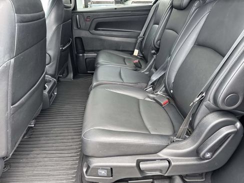 Used 2022 Honda Odyssey Touring image 17