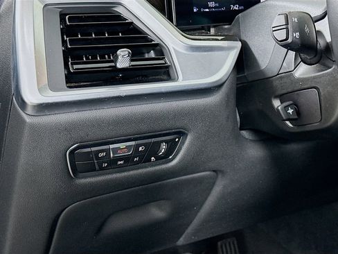 Certified 2023 BMW X7 xDrive40i w/ Executive Package image 10