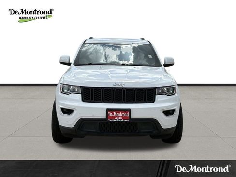 Used 2020 Jeep Grand Cherokee Laredo w/ Laredo X Package RWD image 2