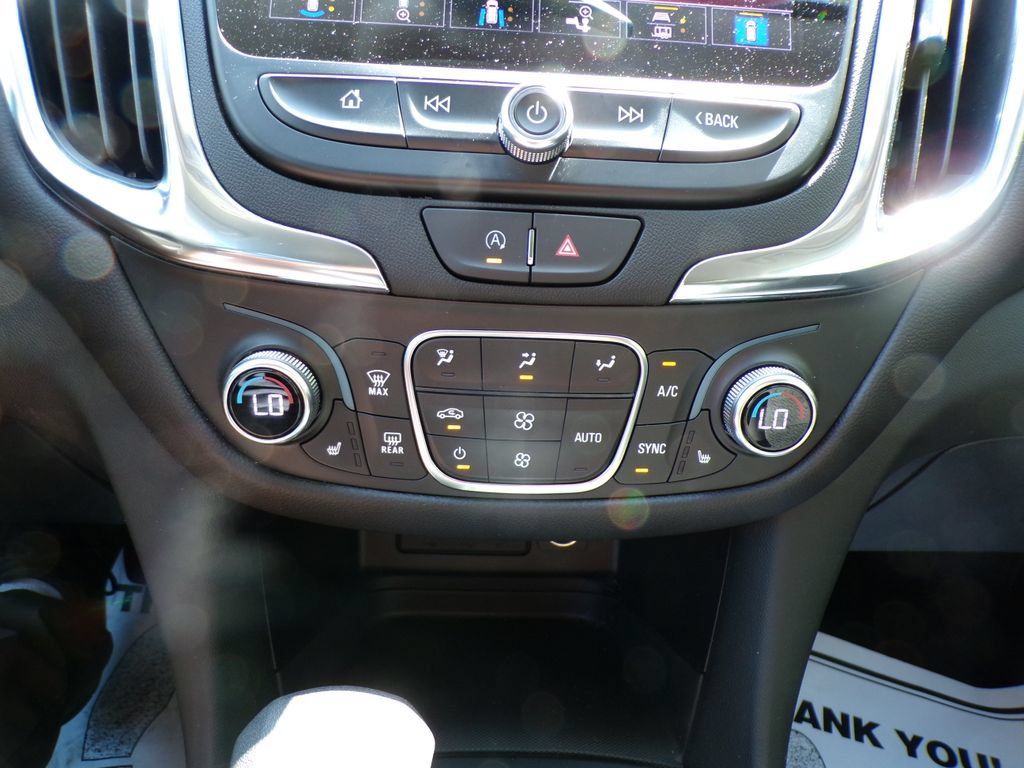 Used 2024 Chevrolet Equinox LT AWD/4WD image 27