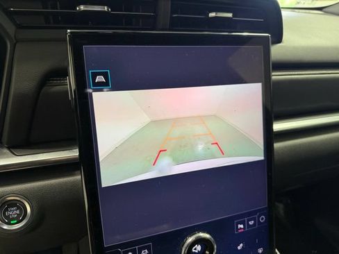 Certified 2025 GMC Terrain Elevation AWD/4WD image 18