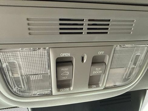 Used 2021 Honda CR-V EX image 23
