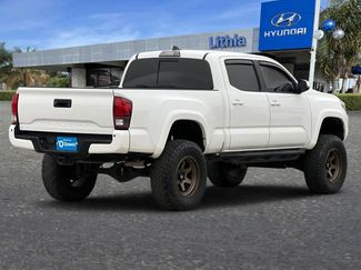 Used 2018 Toyota Tacoma TRD Sport w/ Technology Package video 2