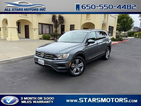 Used 2018 Volkswagen Tiguan SE AWD/4WD image 1
