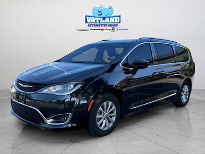 Certified 2019 Chrysler Pacifica Touring-L