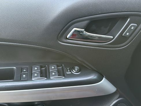 Used 2021 Chevrolet Colorado ZR2 image 22