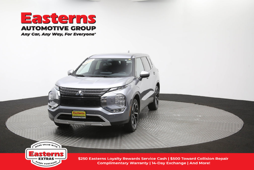 Used 2024 Mitsubishi Outlander SE AWD/4WD image 55
