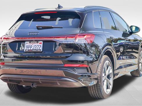 Used 2024 Audi Q4 e-tron Prestige w/ Black Optic Package AWD/4WD image 8