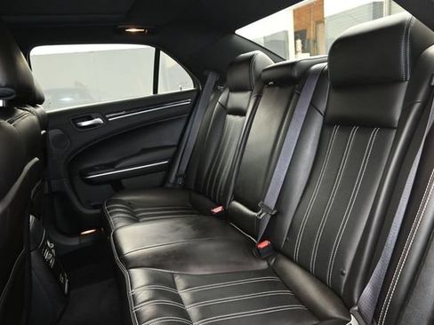 Used 2023 Chrysler 300 S RWD image 11
