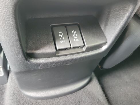 Used 2018 Honda CR-V EX image 16