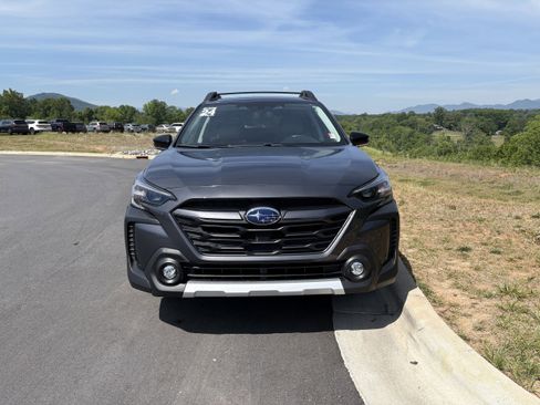 Certified 2024 Subaru Outback Limited AWD/4WD image 2