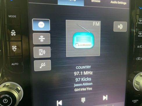 Used 2025 RAM 2500 Laramie image 16