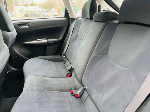 Used 2011 Subaru Impreza 2.5i image 21