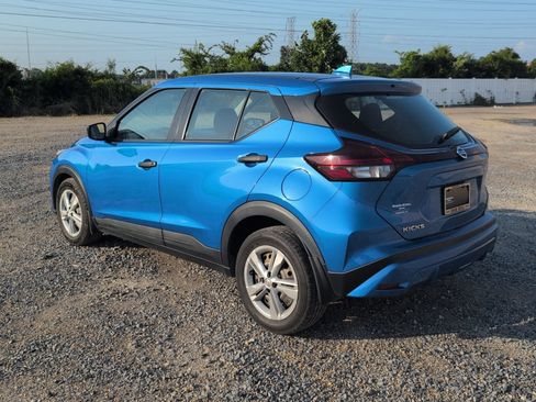 Used 2021 Nissan Kicks S FWD image 4