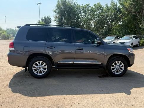 Used 2018 Toyota Land Cruiser w/ Preferred Accessory Package AWD/4WD image 7