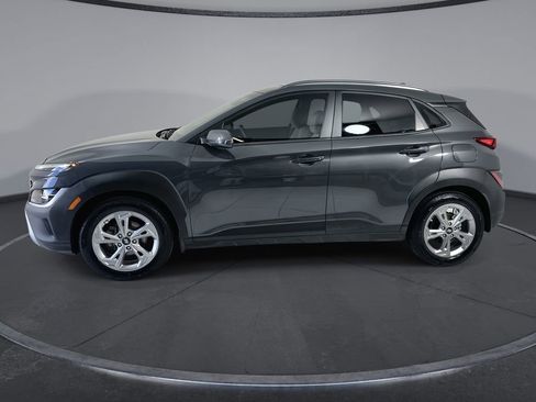 Used 2023 Hyundai Kona SEL w/ Convenience Package FWD image 5