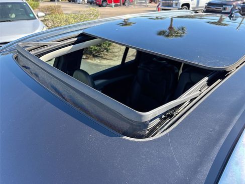 Used 2021 Volvo XC90 T5 Momentum w/ Climate Package image 23