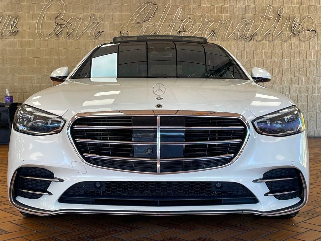 Used 2022 Mercedes-Benz S 500 4MATIC w/ AMG Line Package image 3