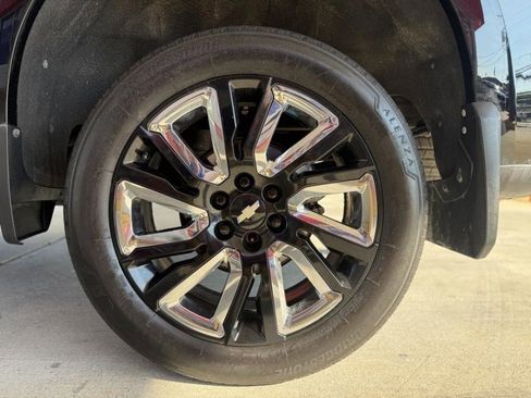 Used 2019 Chevrolet Silverado 1500 LT w/ Texas Edition image 11