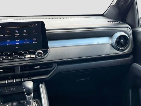 Used 2025 Chevrolet Colorado LT w/ Advanced Trailering Package image 21