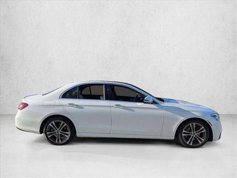 Certified 2021 Mercedes-Benz E 350 Sedan w/ Premium Package image 4