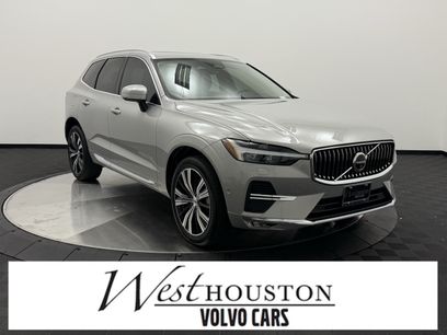 Used 2023 Volvo XC60 B5 Plus w/ Climate Package