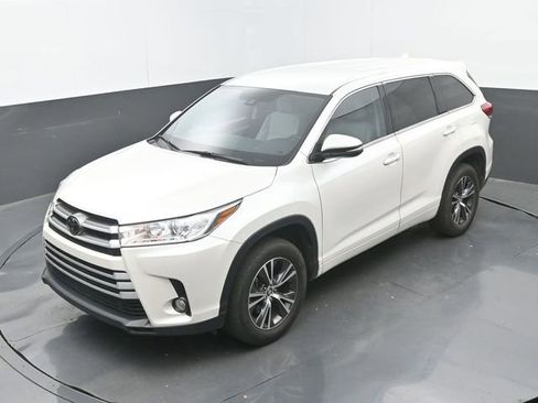 Used 2018 Toyota Highlander Plus image 16