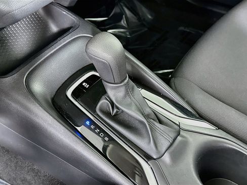 Certified 2025 Toyota Corolla LE FWD image 16