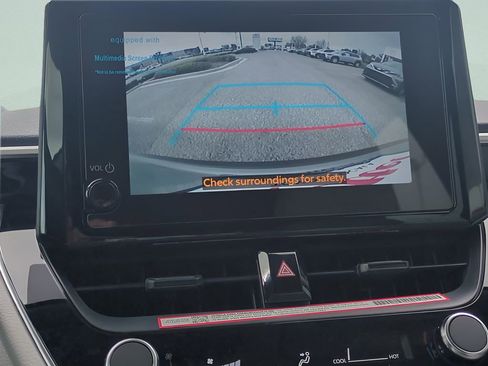 Used 2026 Toyota Corolla Cross L image 19