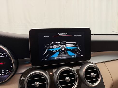 Used 2017 Mercedes-Benz C 300 4MATIC Cabriolet image 32