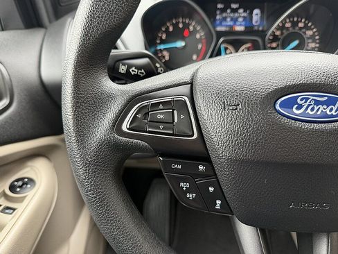 Used 2018 Ford Escape SE w/ Ford Safe & Smart Package AWD/4WD image 21