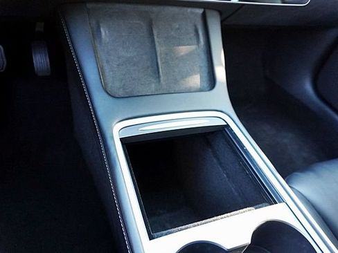 Used 2023 Tesla Model 3 Standard Range RWD image 39