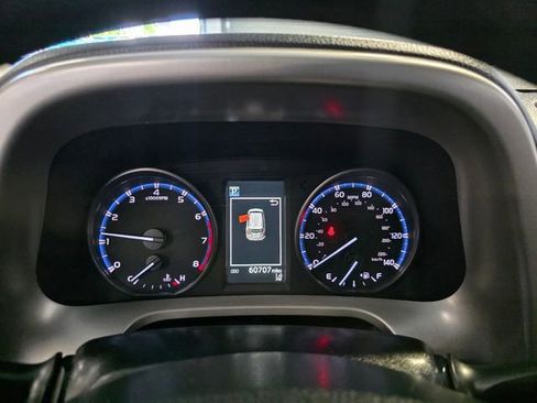 Used 2017 Toyota RAV4 LE w/ All Weather Liner Package AWD/4WD image 25